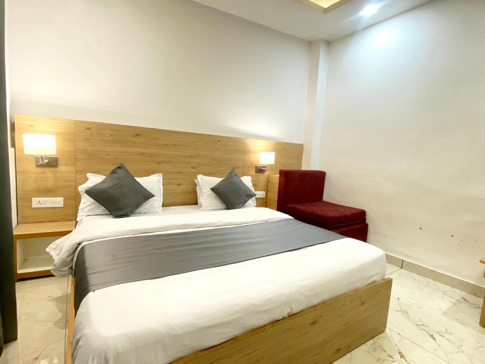 Sonu Guesthouse & Hostel, Rishikesh Exterior photo
