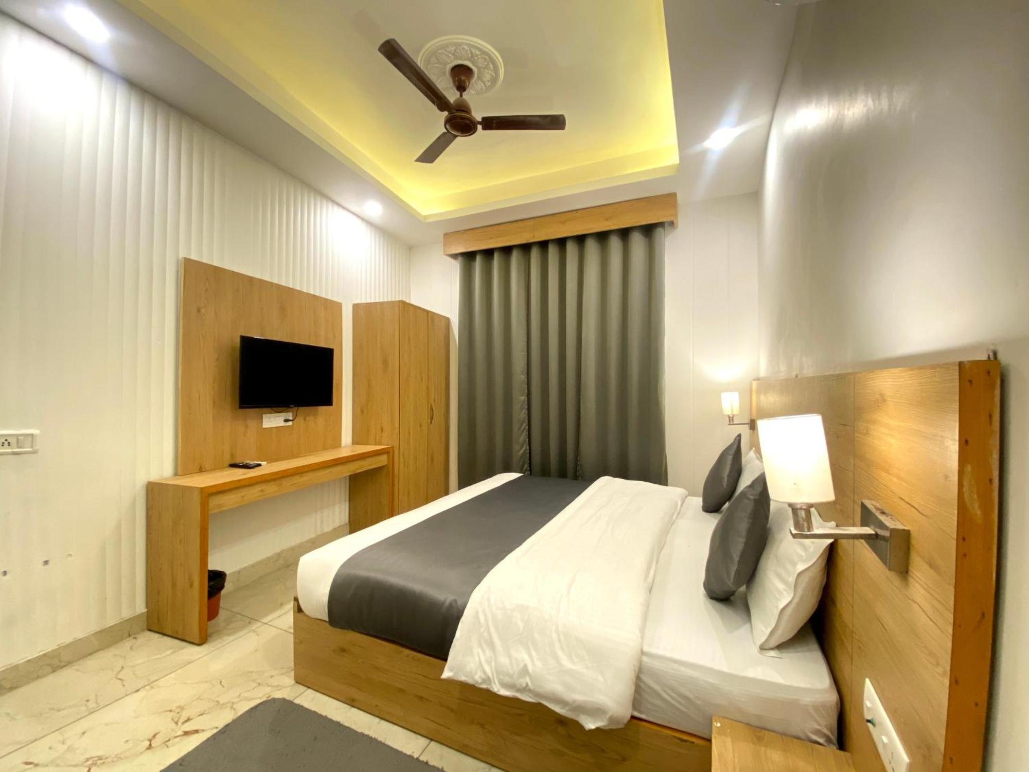 Sonu Guesthouse & Hostel, Rishikesh Exterior photo