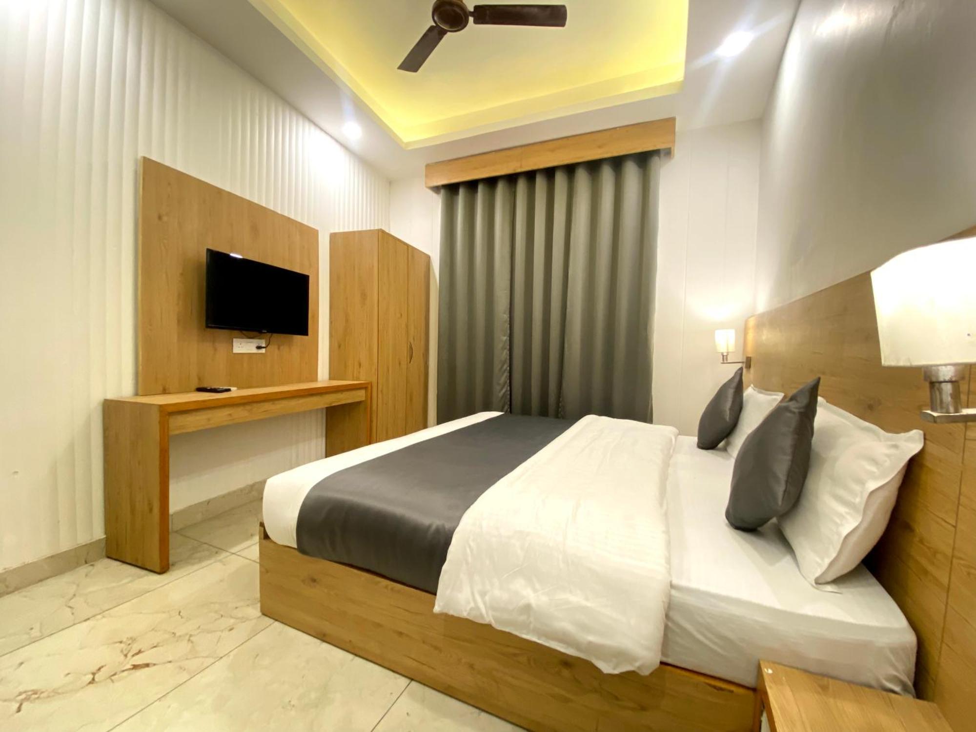 Sonu Guesthouse & Hostel, Rishikesh Exterior photo