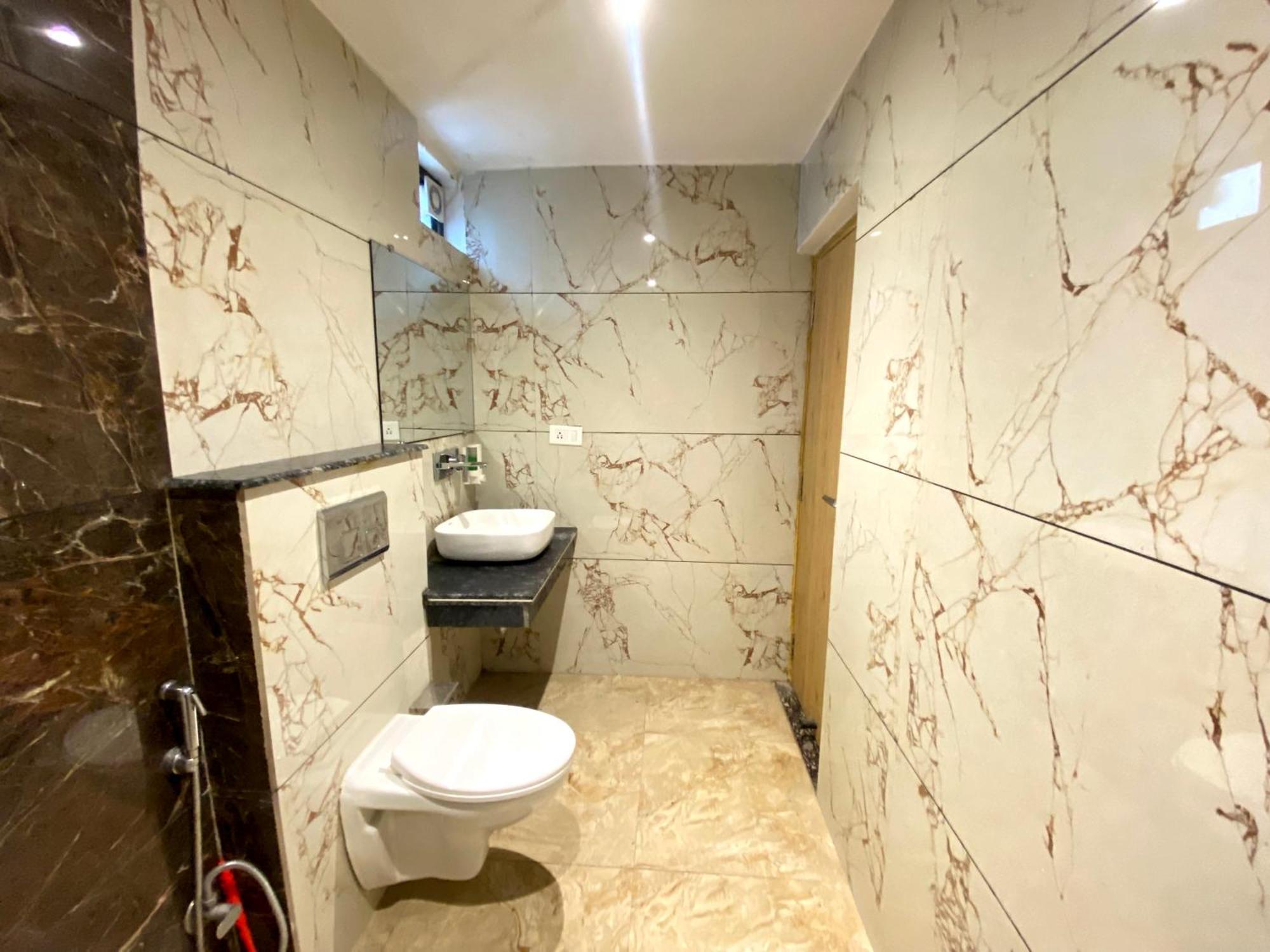 Sonu Guesthouse & Hostel, Rishikesh Exterior photo
